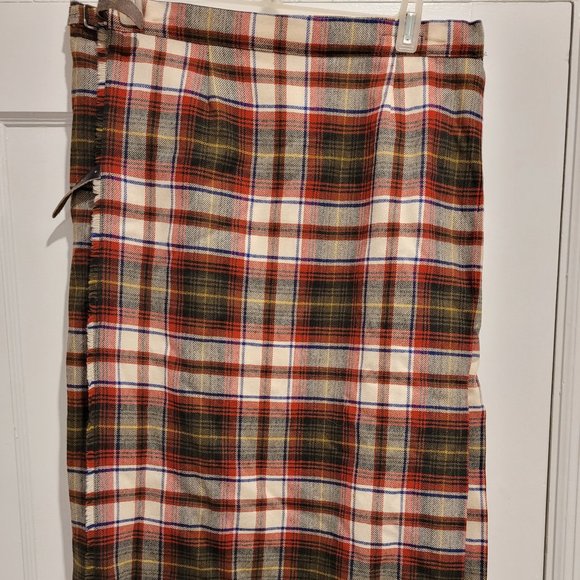 R W Richins Scottish Wool Wrap Skirt - Vintage - Picture 1 of 5